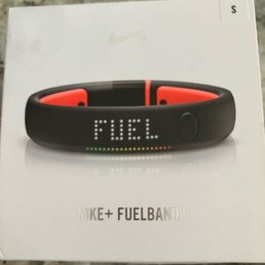 EUC Nike Fuelband SE